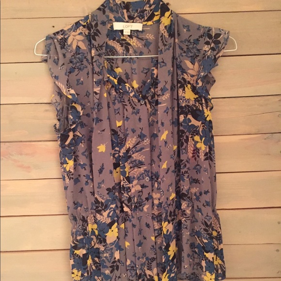 LOFT Tops - LOFT Sleeveless Gray Floral